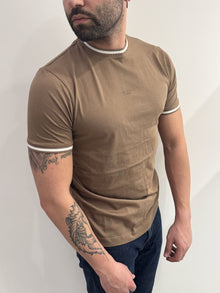 T-shirt giroccolo con bordino