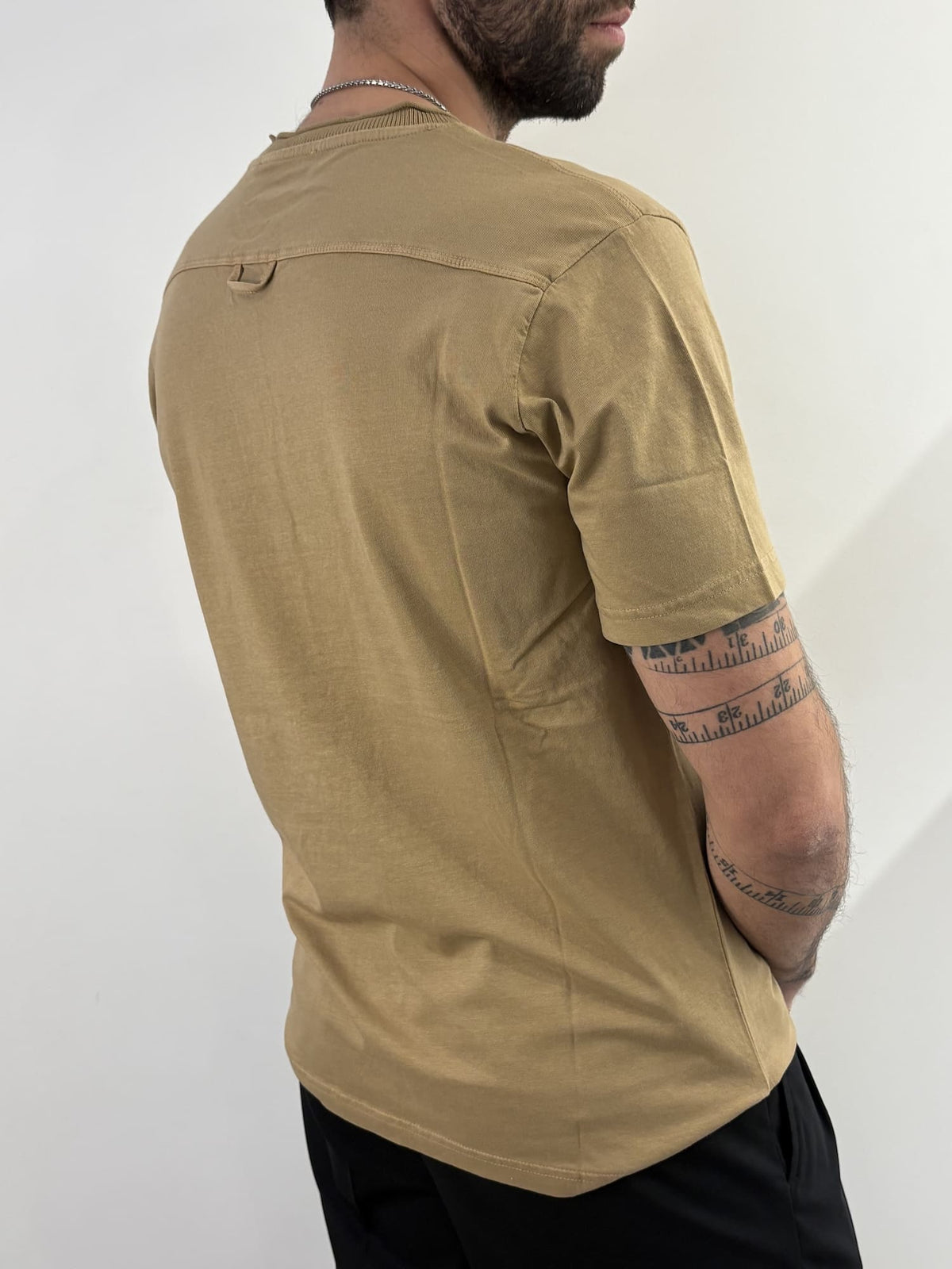 T-shirt Hamaki-ho in cotone fango