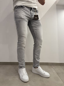 Jeans skinny grigio slavato