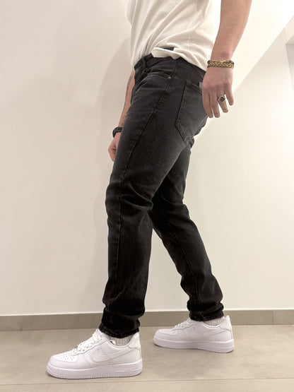 Jeans nero slavato